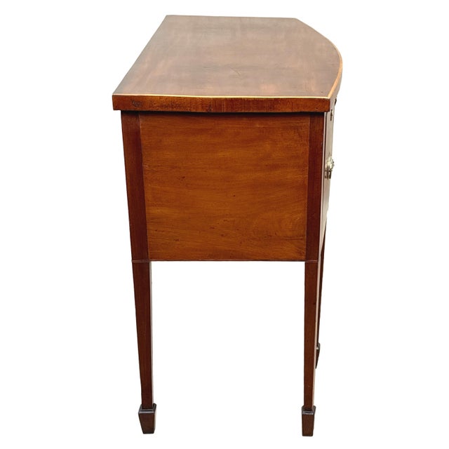 Small Georgian Mahogany Bowfront Sideboard, 1780s For Sale - Image 3 of 10