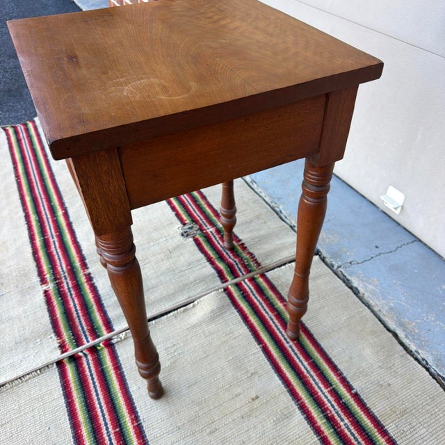 Farmhouse Antique Sheraton Walnut One-Drawer Side Table, Pennsylvania, Circa 1830s For Sale - Image 3 of 13