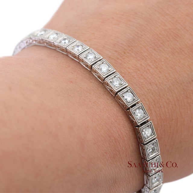 Vintage 18k 750 White Gold Natural Diamond Engraved & Milgrain Tennis Bracelet For Sale - Image 10 of 13