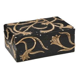 Indian Jewelry Casket in Carved Stone For Sale