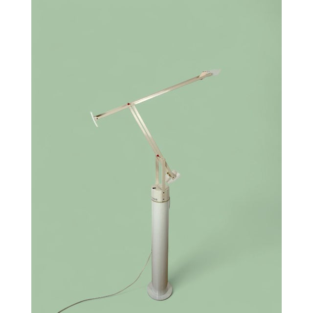 Presenting the 1972 Artemide Tizio Terra – a manifesto of functionalism and a kinetic sculpture in one. This revolutionary...