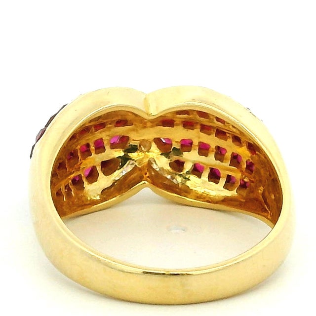 1990s Italian 18k Gold Ruby Diamond Crossover Cocktail Ring, Size 6.5 For Sale In Miami - Image 6 of 13