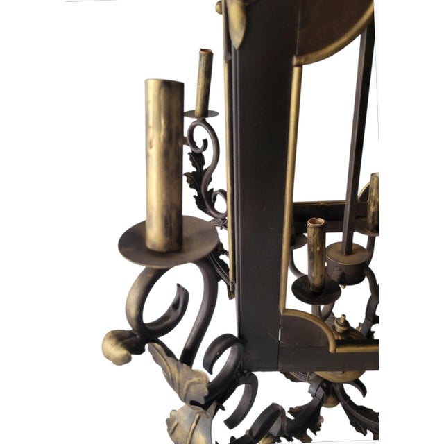 1980s Huge Vintage Florentine Gold Gilt & Dark Iron Acanthus Leaf 8-Light Lantern Chandelier For Sale - Image 5 of 9
