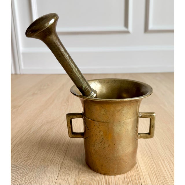Neoclassical Antique 19th-Century Austrian Heavy-Cast Brass Mortar and Pestle For Sale - Image 3 of 7