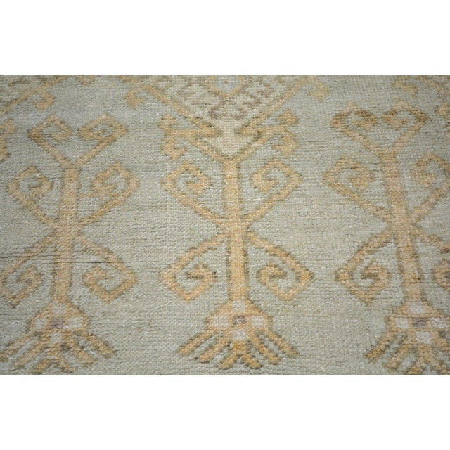 1950s Vintage Turkish Anatolian Hand Knotted Wool Rug, 3'1''x12'1'' For Sale - Image 5 of 5
