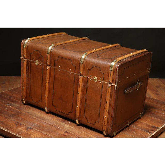 Curved Mail Trunk with Key, 1920s For Sale - Image 4 of 11