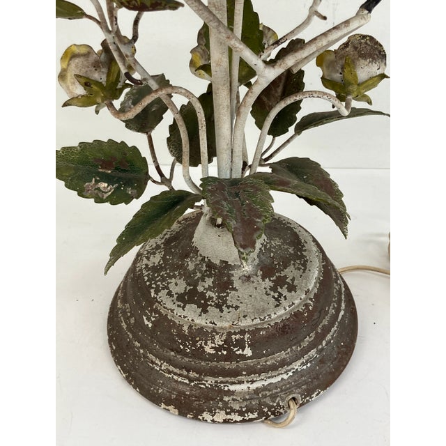 Vintage Italian Tole Bird & Floral Table Lamp, Cottagecore, Circa 1950s For Sale - Image 10 of 13