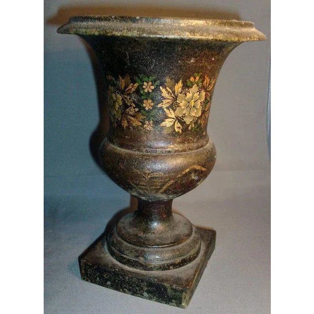 Traditional 1820 French Empire Tole Peinte Urn Vase For Sale - Image 3 of 7