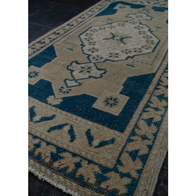 Turkish Turkish Mini Rug Oriental Hand Knotted Vintage Rug 1'10" x 3'8" #20642 For Sale - Image 3 of 8