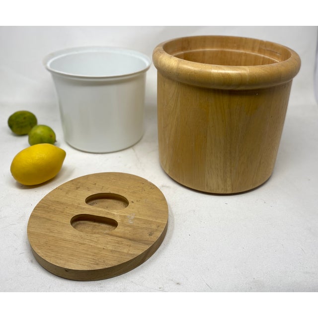 Vintage Winsome Wood Minimalist Rubberwood Ice Bucket – Made in Thailand For Sale - Image 4 of 7