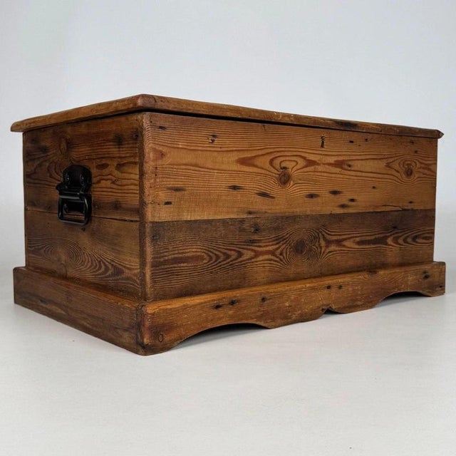 Vintage English Pine Storage Chest For Sale - Image 10 of 12