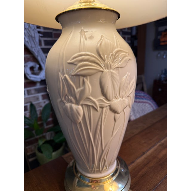 White 1990s Lenox Iris Table Lamps - a Pair For Sale - Image 8 of 15