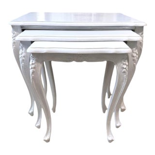Vintage French Provincial Carved Nesting Tables – Set of 3 For Sale