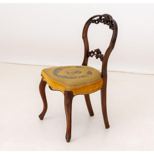 Elizabeth II Needlepoint Upholstered Chairs, 4 For Sale In New York - Image 6 of 13