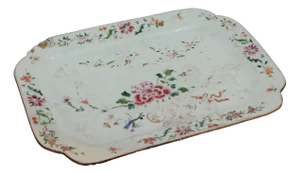 Yongzheng Era Polylobed Porcelain Tray, 1700s