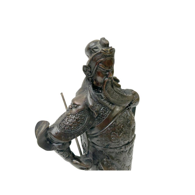 Burnt Umber Vintage Bronze Color Metal Guan Yu Zheng Fei General Quan Statue For Sale - Image 8 of 15