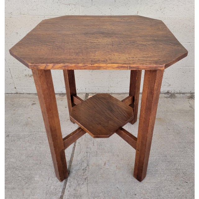 Mission Mission / Arts & Crafts L&jg Stickley Oak Clip-Corner Lamp Table Circa. 1910. For Sale - Image 3 of 14
