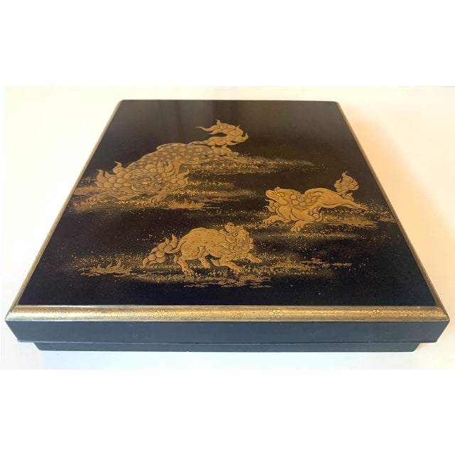 Japanese Lacquer Box with Fine Maki-e Decoration Meiji Period For Sale - Image 4 of 15