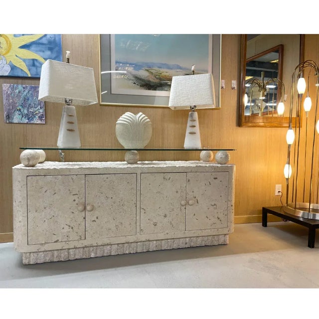 Contemporary Pair of Alabaster White and Beige Pyramid Modern Art Deco Table Lamps For Sale - Image 3 of 13