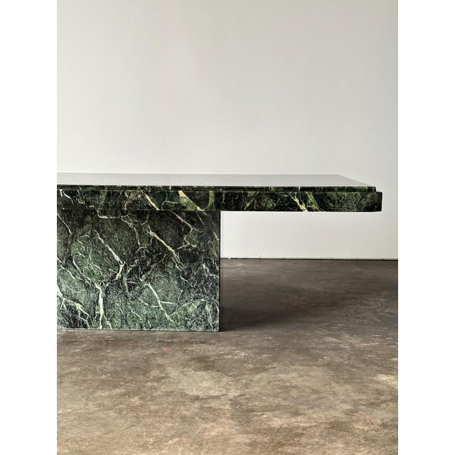 Verde Alpi Marble Pedestal Coffee Table, Italy, 1980s For Sale In Greensboro - Image 6 of 14