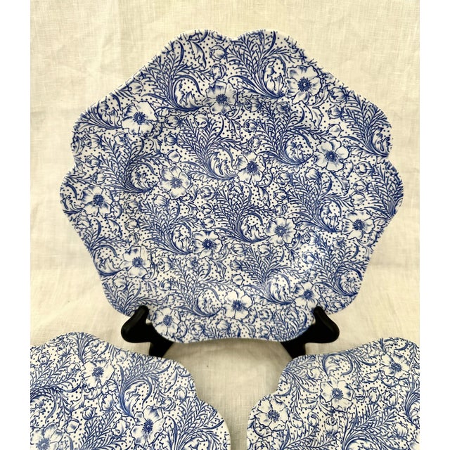 Spode Blue & White Wild Rose and Grapes Luncheon Plates a set of 6 Perfect to mix and match with other blue and white...