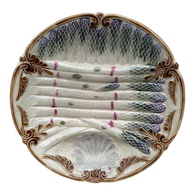 19th Century Onnaing French Majolica Asparagus Plate For Sale