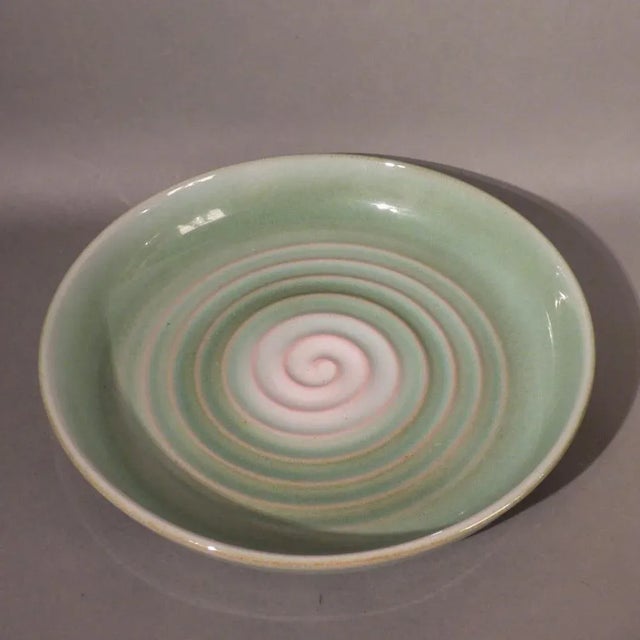 Art Deco Green Ceramic Bowl from Karlsruhe Majolika For Sale - Image 6 of 6