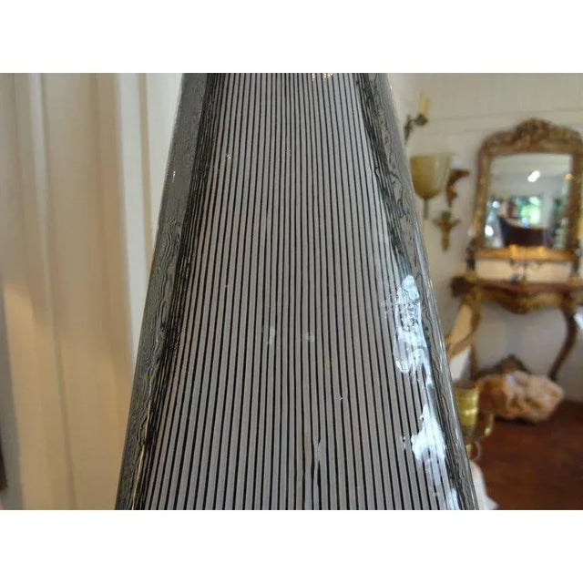 Pair of White Pin Stripe Murano Glass Lamps by Vetri For Sale In Houston - Image 6 of 12