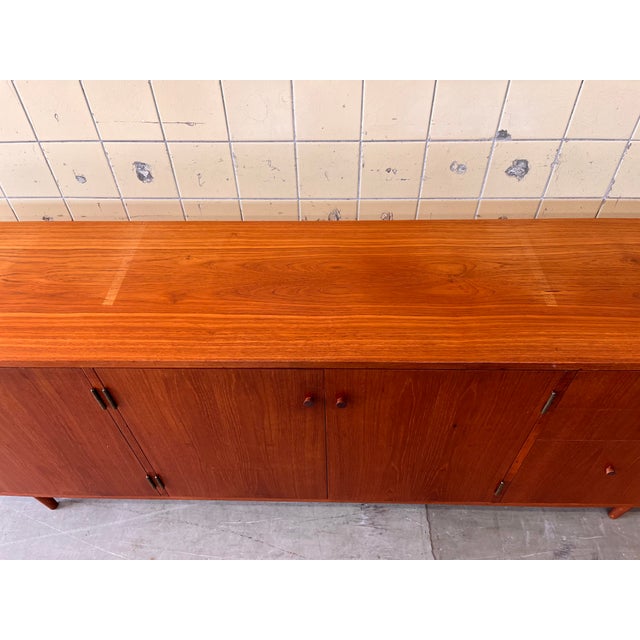 Vintage Sideboard in Teak Veneer, 1960s For Sale - Image 3 of 11