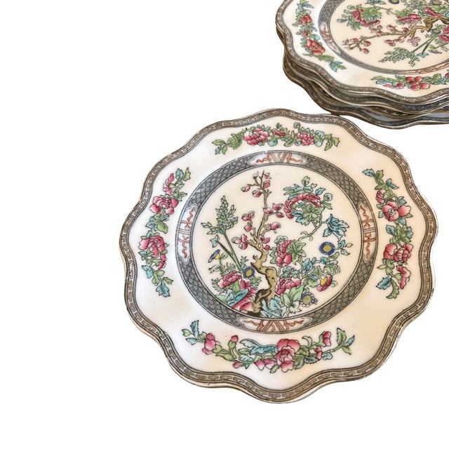 Coalport Porcelain Set of Five Antique English Coalport Indian Tree Scalloped Luncheon Plates, Circa 1891–1919 For Sale - Image 4 of 10