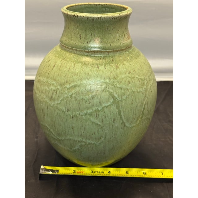 Ceramic Vintage Titian Potteries Crown Lynn Nz Art Pottery Vase J3 Green Drip Marble Glaze MCM For Sale - Image 7 of 10