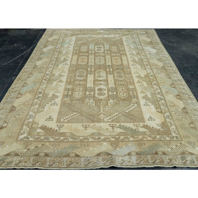 Turkish Turkish Vintage Rug 6'6" x 10'2" #20577 For Sale - Image 3 of 8
