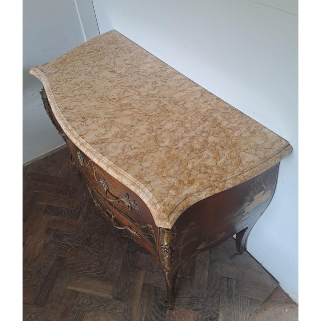Hutton-Clarke Antiques is pleased to offer this exceptional French chinoiserie commode by Walter Comelli, dating from the...