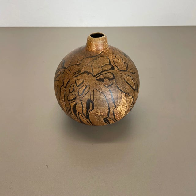 German Abstract Ceramic Studio Pottery Vase from Gerhard Liebenthron, 1977 For Sale - Image 3 of 13