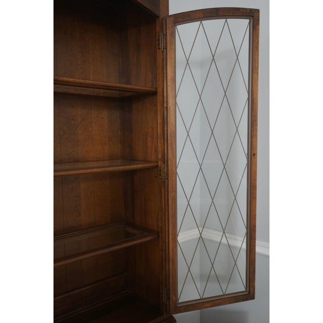 Ethan Allen Maple 2 Door China Cabinet For Sale In Philadelphia - Image 6 of 18