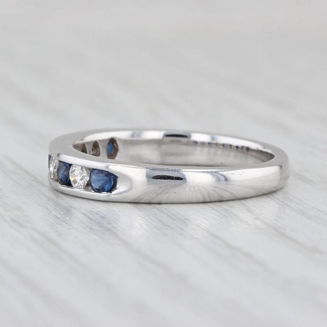 0.57ctw Blue Sapphire Diamond Wedding Band 14k White Gold Sz 8.25 Stackable Ring For Sale In Greensboro - Image 6 of 7