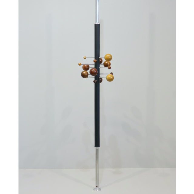 Tecno AT16 Coat Rack by Osvaldo Borsani for Tecno, 1960 For Sale - Image 4 of 12