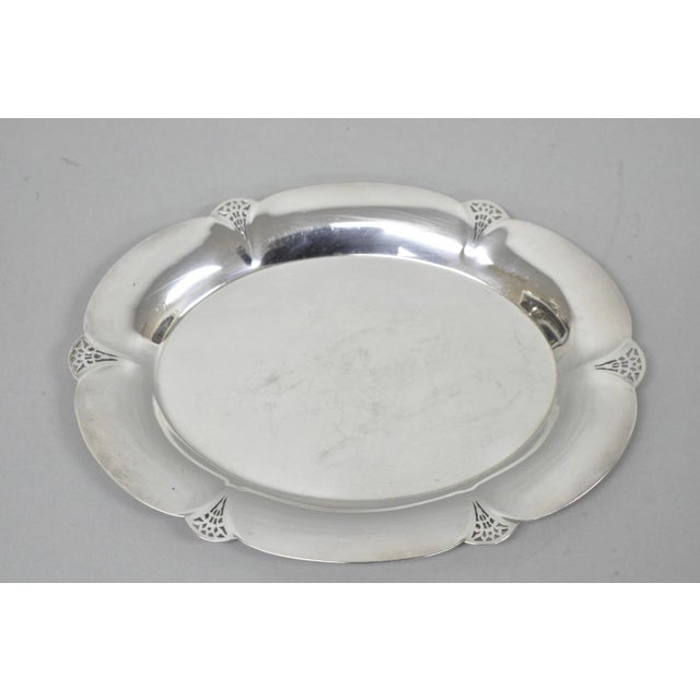 Vintage Art Deco Wm Rogers 411 Silver Plated Small Oval Scalloped 11" Dish Tray For Sale - Image 12 of 12