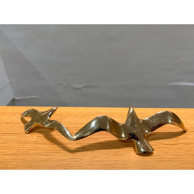 Curtis Jere Mid-Century Bronze Seagulls in Flight Sculpture attributed to Curtis Jeré, 1970s For Sale - Image 4 of 4