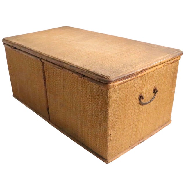 Vintage Grass Mat and Bamboo Storage Trunk For Sale In New York - Image 6 of 9