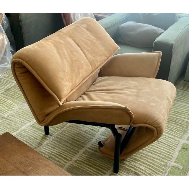 1980s Cassina Chair by Vico Magistretti “ Veranda Chair” Leather Lounger For Sale In Minneapolis - Image 6 of 10