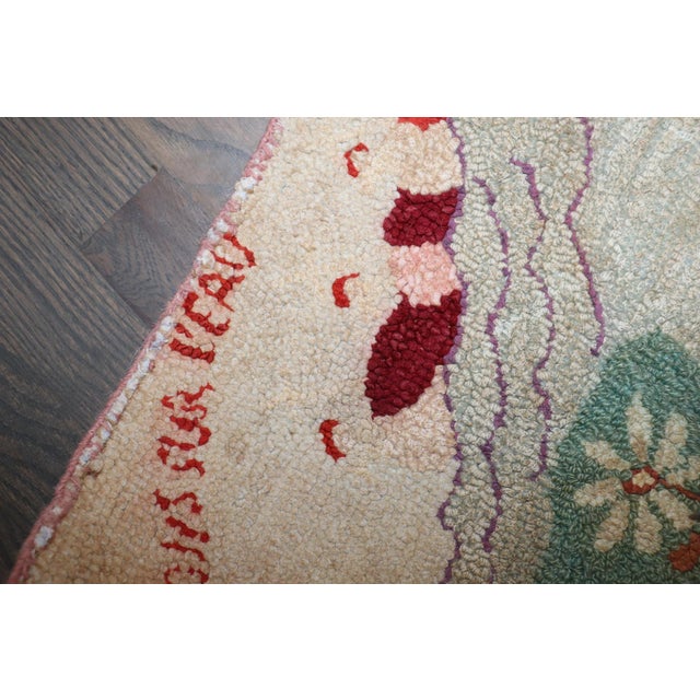 Early 20th Century Mini American Hooked Rug no. j5106 For Sale - Image 5 of 6