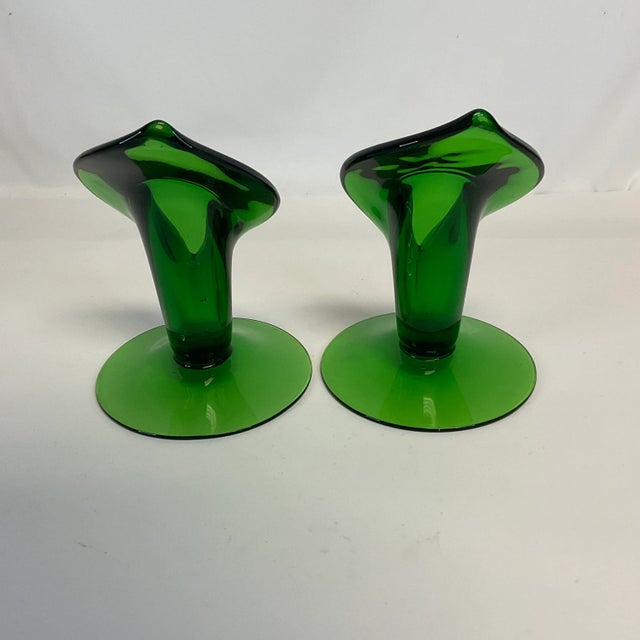 1950s 1950s Americana Folk Art Hand Blown Jack in the Pulpit Green Glass Candle Holders - A Pair. For Sale - Image 5 of 9