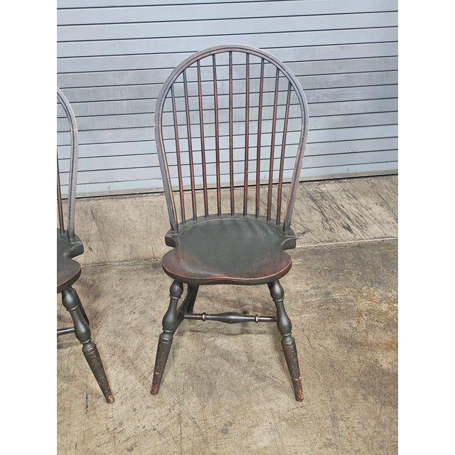 Pair of Late 20th Century David T Smith Bow Back Windsor Chairs Dark Green Finish Ohio Bench Made For Sale - Image 11 of 11