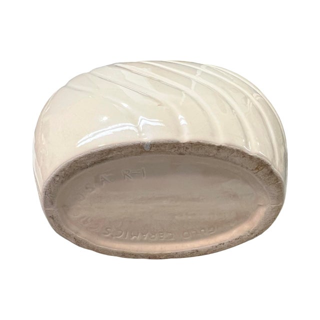 Art Deco Vintage Postmodern 1980s Beige Ceramic Wave Vase Art Deco For Sale - Image 3 of 7