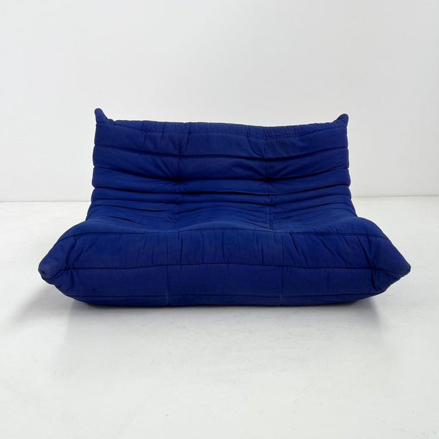 1970s Royal Blue 2-Seater Togo Sofa by Michel Ducaroy for Ligne Roset, 1970s For Sale - Image 5 of 13