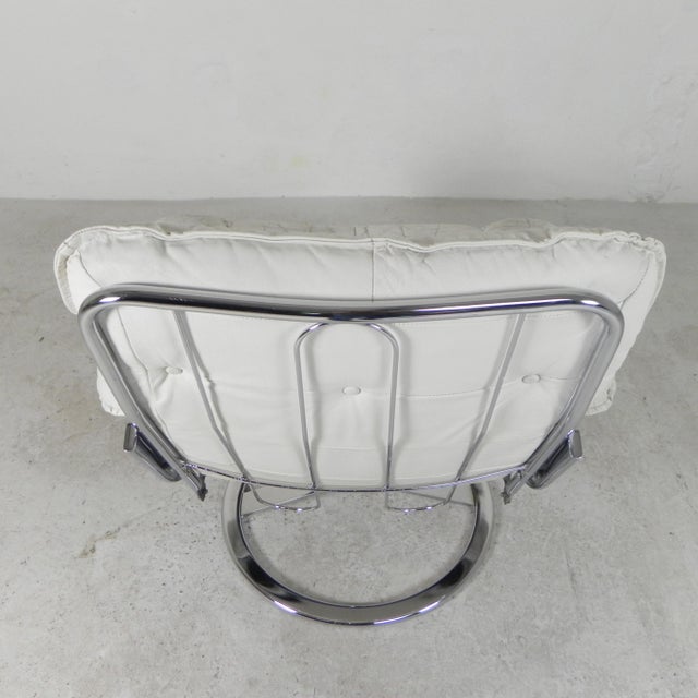 Armchair with White Leather Upholstery from Leolux, 1960s For Sale - Image 10 of 18