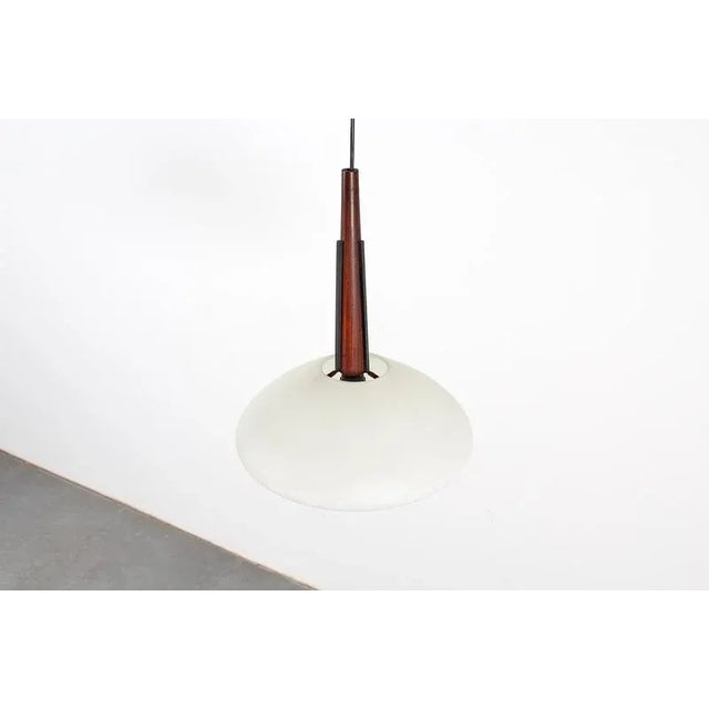 Mid-Century Modern Italian Suspension Lamp in Wood and Frosted Glass, 1960s For Sale - Image 4 of 14