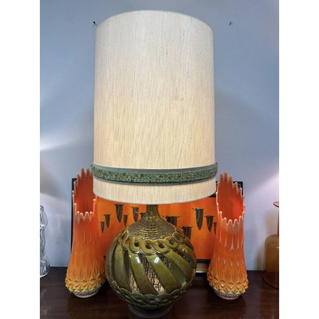Vintage Mid-Century Mod 60s Pottery Lamp Green With Shade For Sale - Image 10 of 10