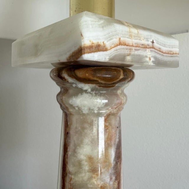 Large Vintage Solid Onyx Table Lamp | Cream & Honey Veined Stone | Late 20th Century For Sale In Los Angeles - Image 6 of 12